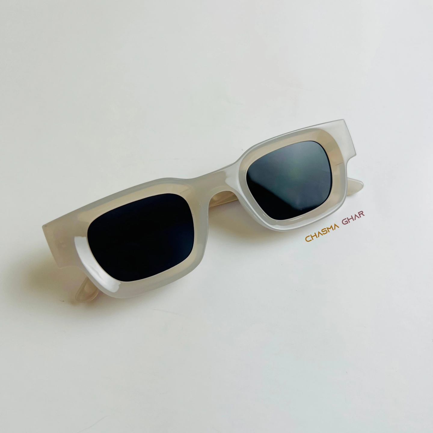 Sunny Edge | White